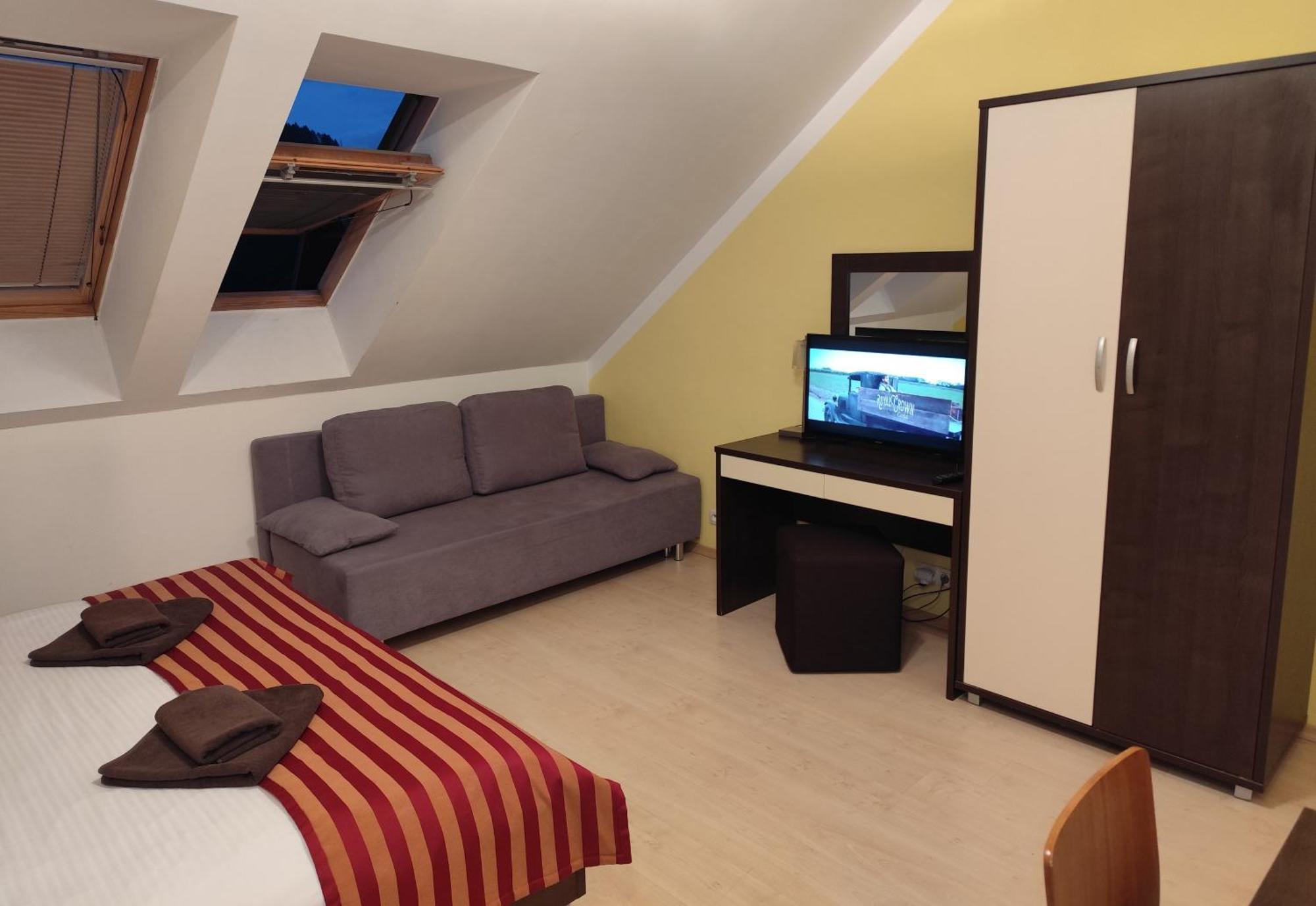 Apartman Liptov - Hotel Bešeňová Zewnętrze zdjęcie
