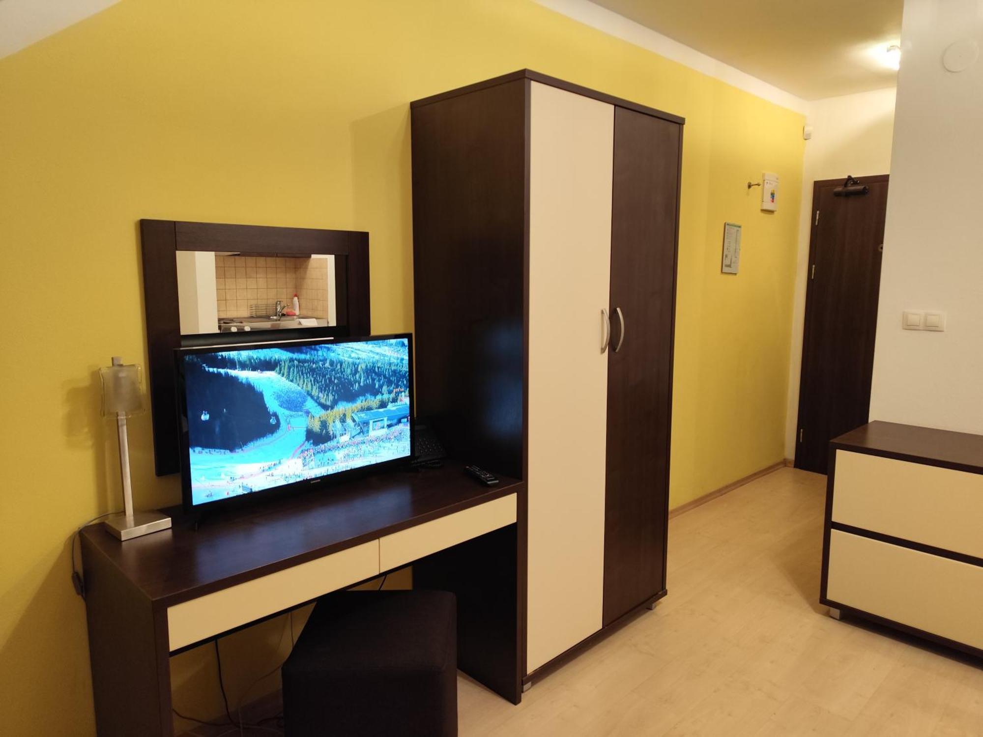 Apartman Liptov - Hotel Bešeňová Zewnętrze zdjęcie