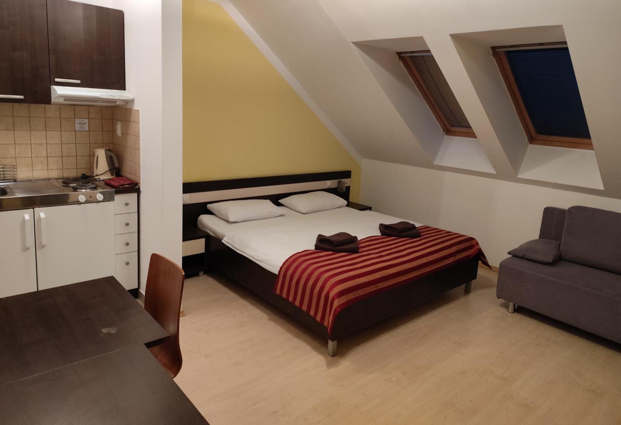 Apartman Liptov - Hotel Bešeňová Zewnętrze zdjęcie